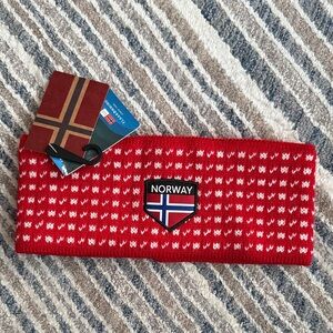 NWT red and white Norway knit headband